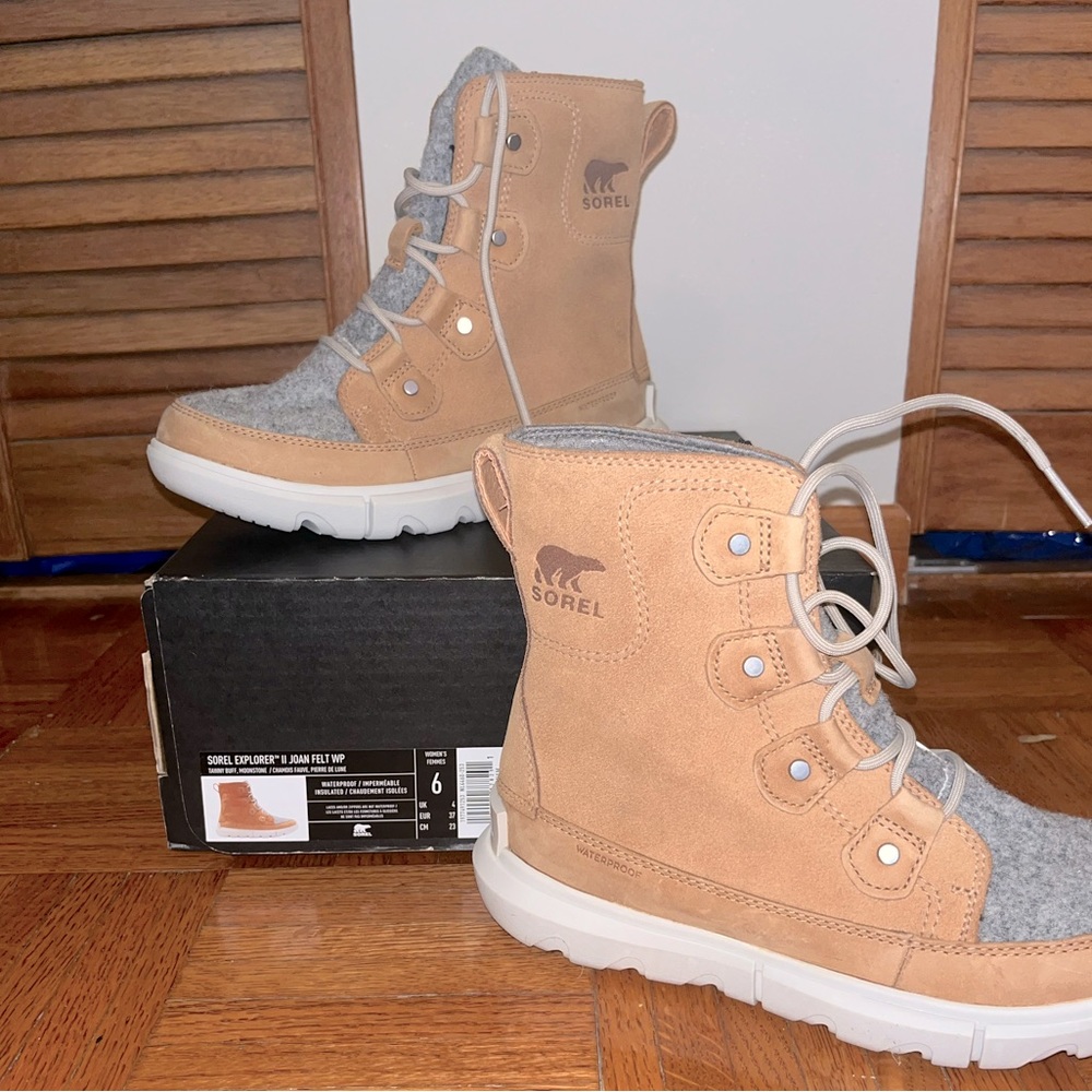 NWT SOREL Women's Explorer II Joan Waterproof Boots